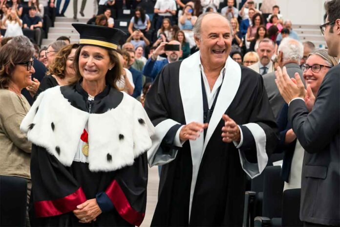 Gerry Scotti, laurea Insubria