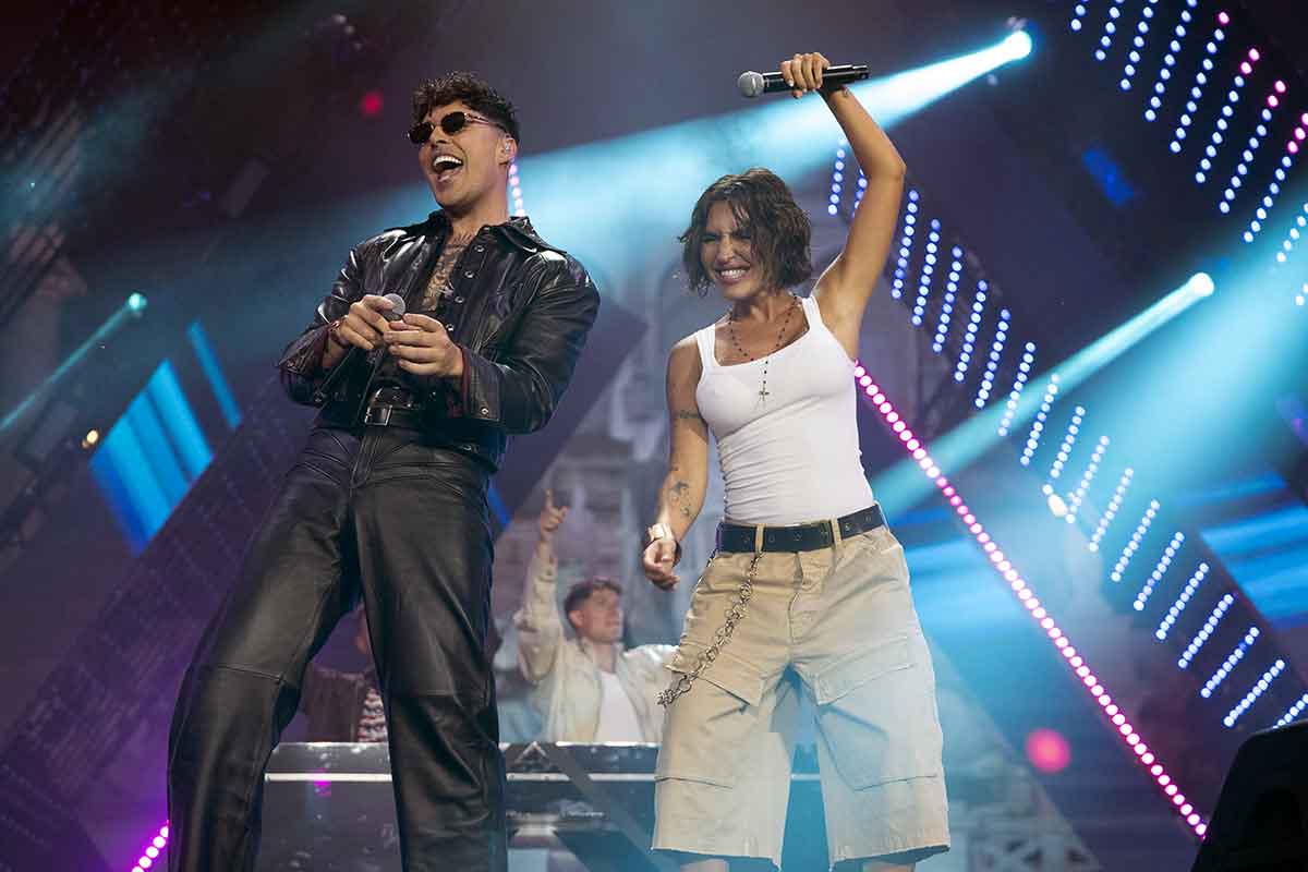 Stash e i The Kolors con Serena Brancale